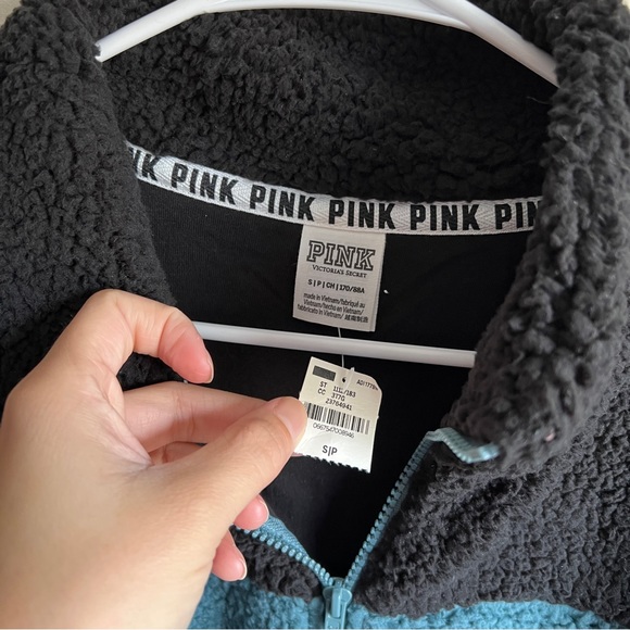 Victoria’s Secret Pink Colorblock Full Zip Sherpa NWT - Picture 2 of 4